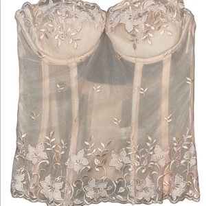 Vintage Victorias Secret Bustier 90s 34B Beautiful Design!